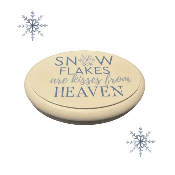 Snowflakes Are Kisses from Heaven Plate | Rae Dunn Cream Decor - Picture 4 of 7